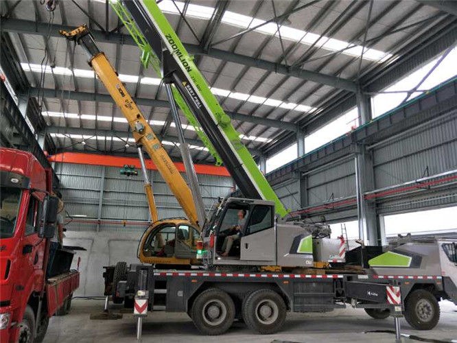 安泽县高空车出租需要注意哪些安全事项？